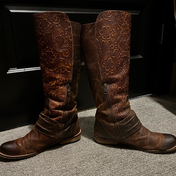Spirit by LUCCHESE riding boots - Picture 3 of 6